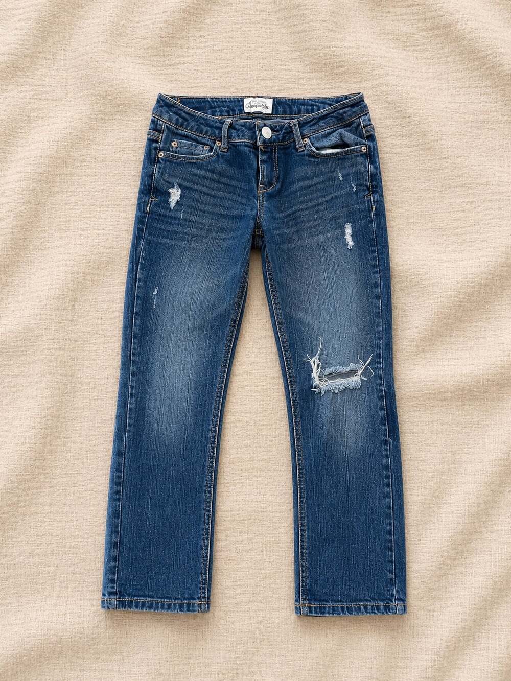 Aeropostale Girls Distressed Medium Wash Denim Jeans with Back Flap Pockets